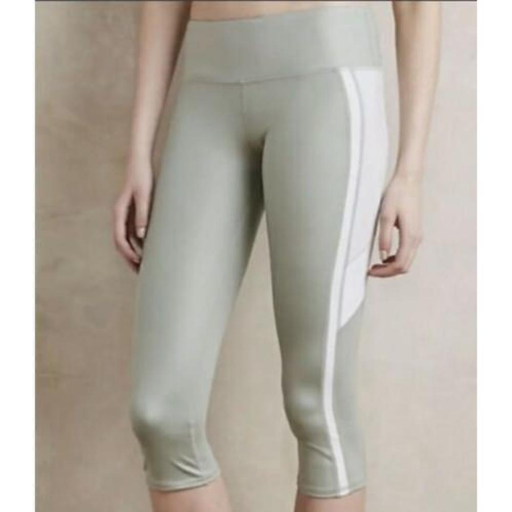 Women's Alo Green and White Cropped Leggings - Size S